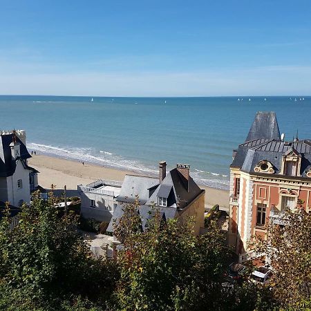 Appartamento Duplex 50 M2 Au Pied Des Planches Trouville-sur-Mer Esterno foto